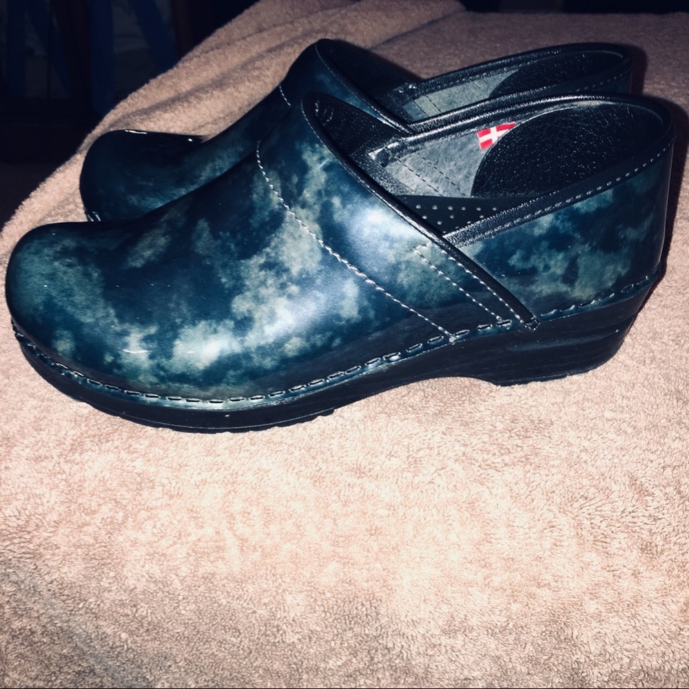 Dansko clogs - Picture 5 of 7